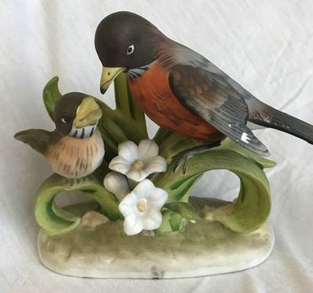 Lefton Lefton Figurines Red Robin - No Box