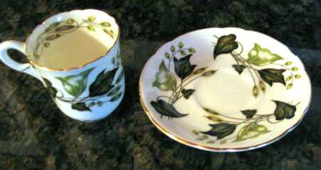 Y6480 by Coalport