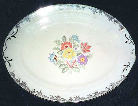 8447 by Crown Potteries