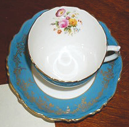 18176 by Coalport