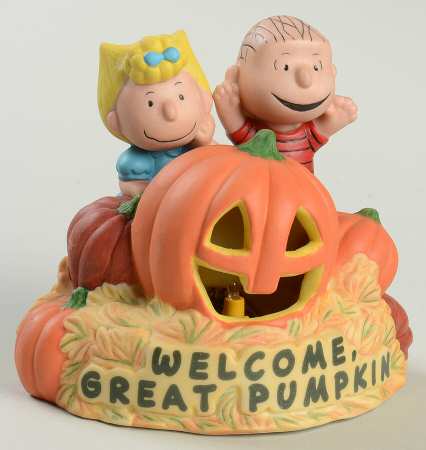 Hallmark Peanuts Gallery The Great Pumpkin - Lighted - Boxed