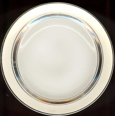 CRP124 by Crown Potteries