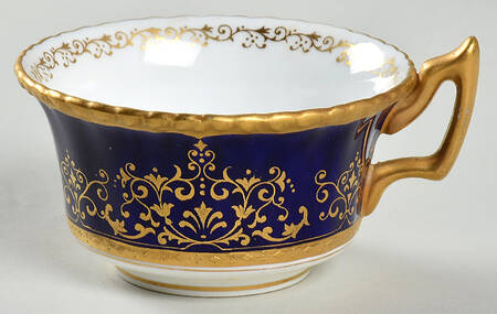 Y4203 by Coalport