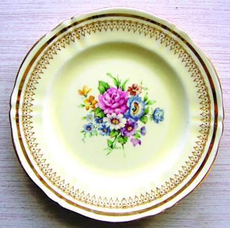 F15087 by Crown Staffordshire