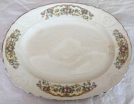 2887 by Crown Potteries