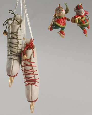 Hallmark 2003 Hallmark Christmas Ornaments Skating To And Fro - Boxed