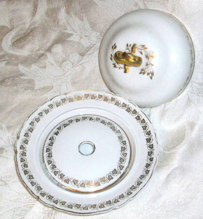 CHF235 (Scalloped) by Charles Field Haviland