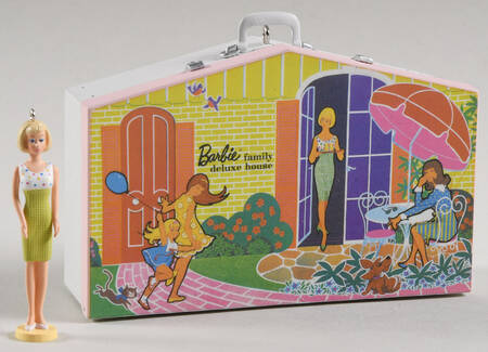 Hallmark Barbies Family Deluxe House - Boxed