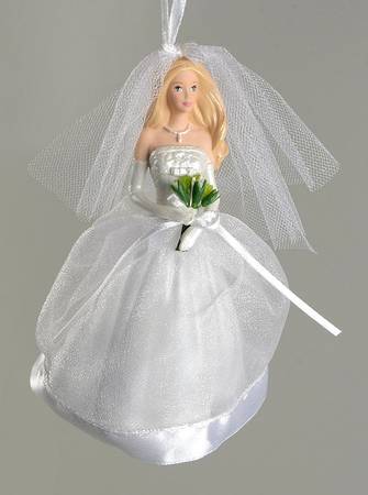 Hallmark Barbies Blushing Bride-Blonde - No Box