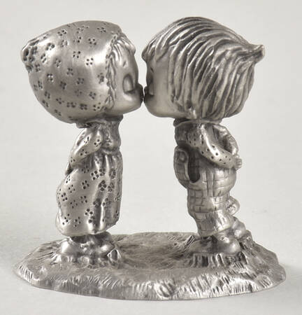 Hallmark Little Gallery Pewter Figurines Betsey 'N' Beau - Boxed