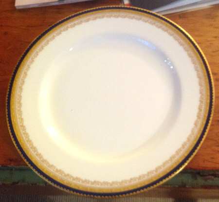 7696 by Coalport