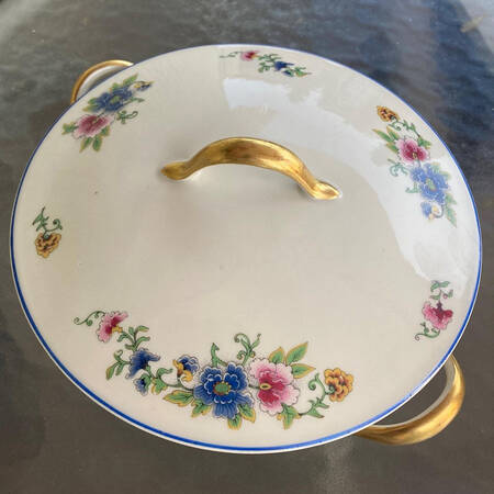 Charles Field Haviland Head 1751 Round Covered Vegetable