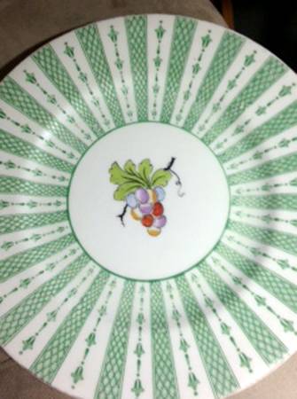 F11028 by Crown Staffordshire