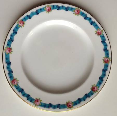 6716 by Coalport