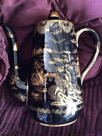 A8464 by Crown Staffordshire