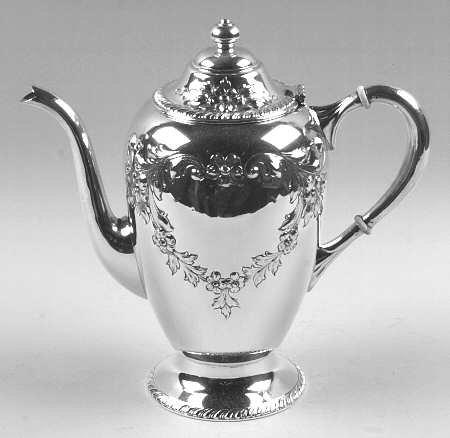500-Chased (Sterling Hollowware) by Dunkirk Silversmiths