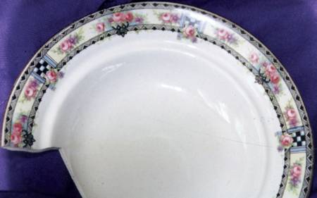 EAL4 by East Liverpool Potteries