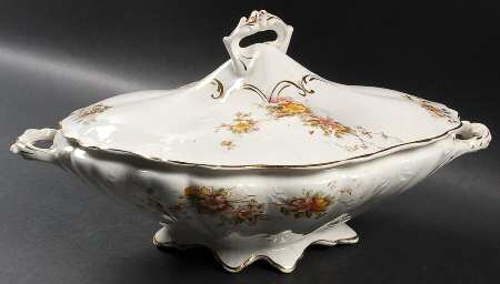 EAL14 by East Liverpool Potteries