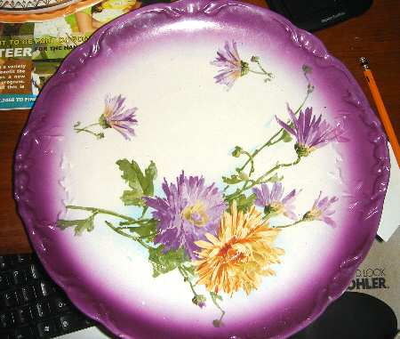 EAL24 by East Liverpool Potteries