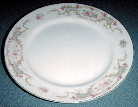 Roquefort by Fine China of Japan