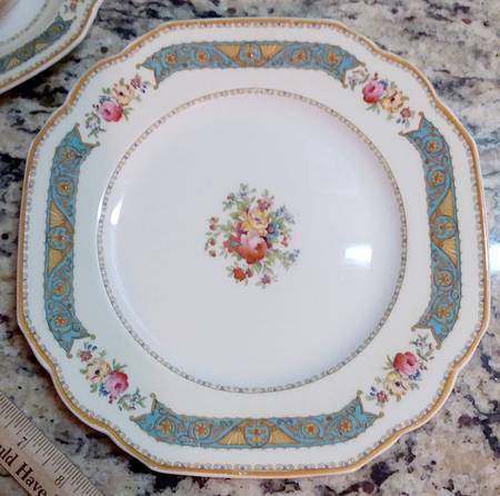 Grindley The Charmian Luncheon Plate