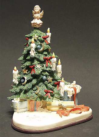 Hummel Christmas Surprise No Box