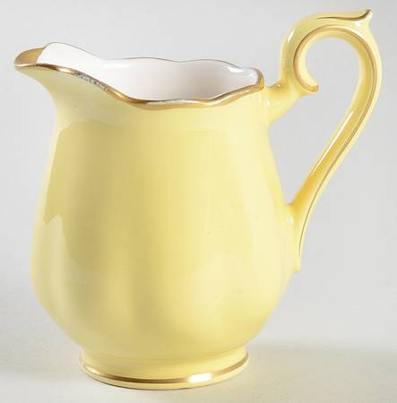 Buttercup No 2 Coffee Set (Scallop) by Hall