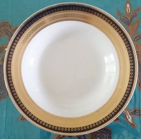 Italian Design (Black) by Imperial Fine China
