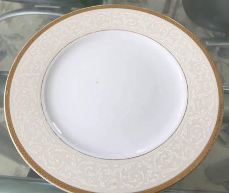 IZP1 by Iris Fine Porcelain