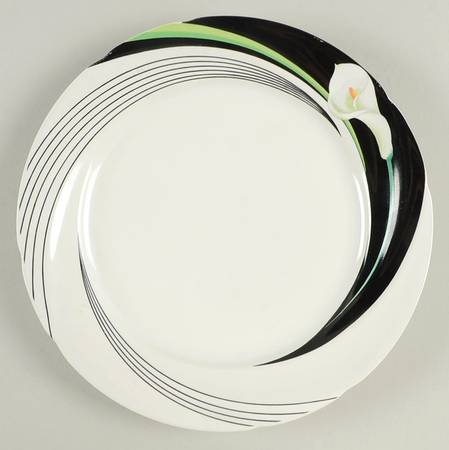 Pirouette Black by International