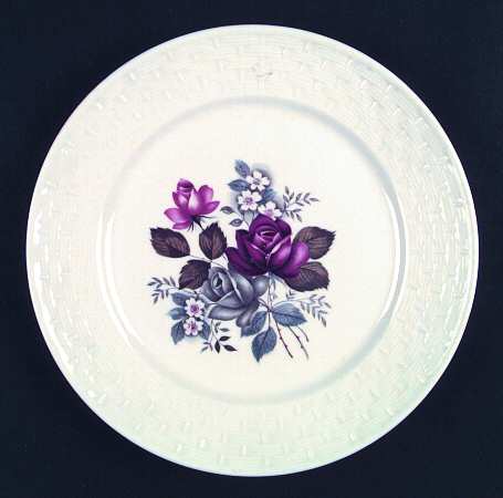 Rose Bouquet (Basketweave Rim) by Japan