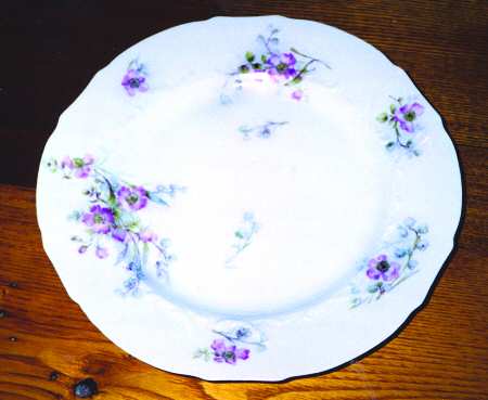 LIM236 by Limoges-French