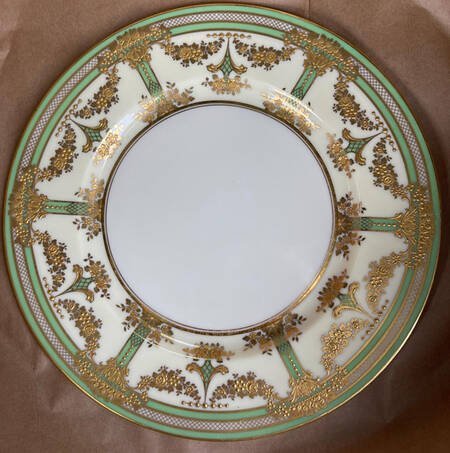 E312G Green (Smooth) by Lenox