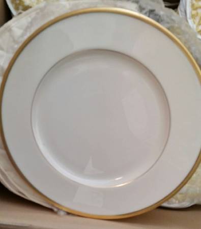 Lenox M167 Dinner Plate