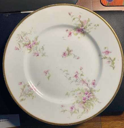 LIM526 by Limoges-French