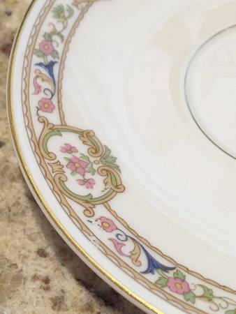 LIM658 by Limoges-French