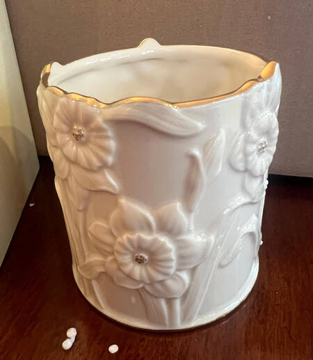 Daffodil Votive by Lenox
