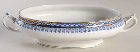 Shamrock by Lincoln Pottery (England)