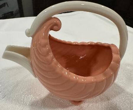 Shell-Coral & White by Lenox