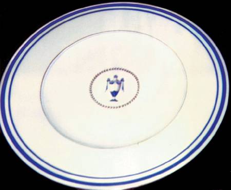S167e Blue Design On White by Minton
