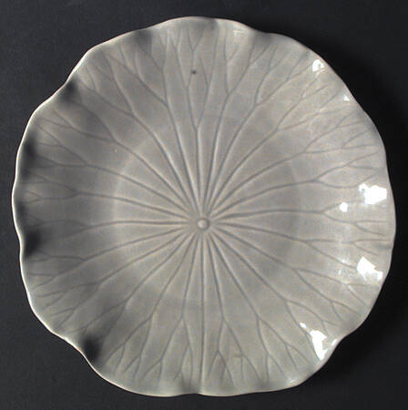 Lotus Gray by Metlox - Poppytrail - Vernon