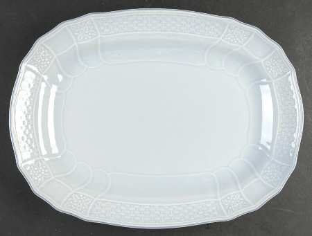 Mikasa Cherbourg 15" Oval Serving Platter