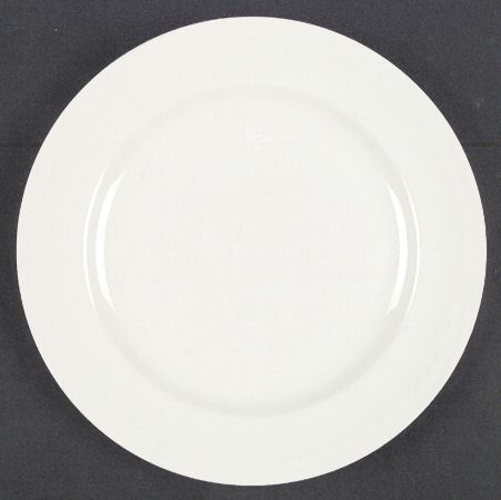 200 Ivory (Satin, Rim) by Metlox - Poppytrail - Vernon