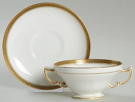 S324 (Scalloped) by Minton