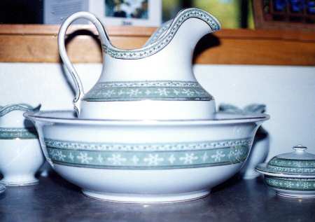 Maltese Green by C T Maling & Sons