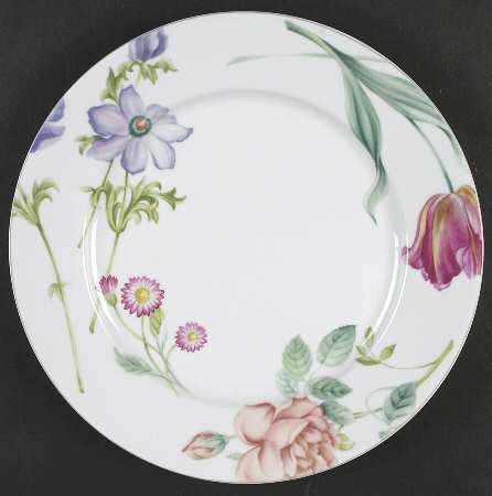 Floral Fantasy by Mikasa