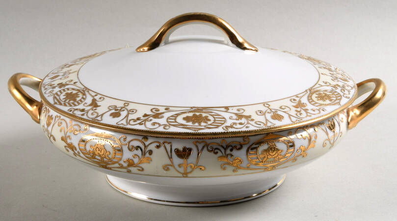 Noritake 175 Round Covered Vegetable
