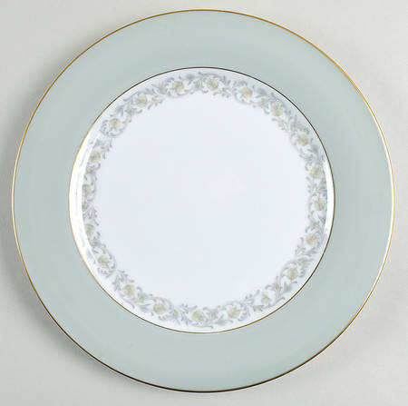 Chartres by Noritake