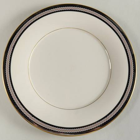 King's Guard by Noritake
