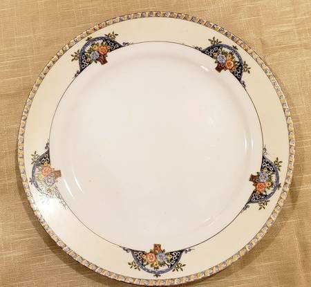N1737 by Noritake